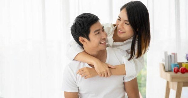 2 việc cần phải làm ngay để vượt qua khủng hoảng hôn nhân - Ảnh 1.