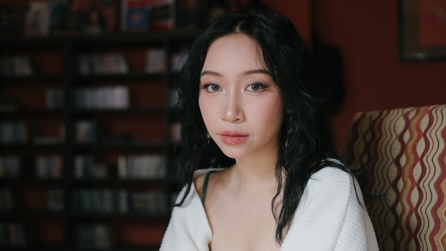 Con gái Mỹ Linh - Mỹ Anh ra mắt MV nhạc Trịnh ở tuổi 20 - Ảnh 2. Con gái Mỹ Linh - Mỹ Anh ra mắt MV nhạc Trịnh ở tuổi 20 - Ảnh 2.