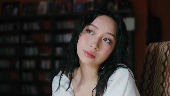 Con gái Mỹ Linh - Mỹ Anh ra mắt MV nhạc Trịnh ở tuổi 20  - Ảnh 3.