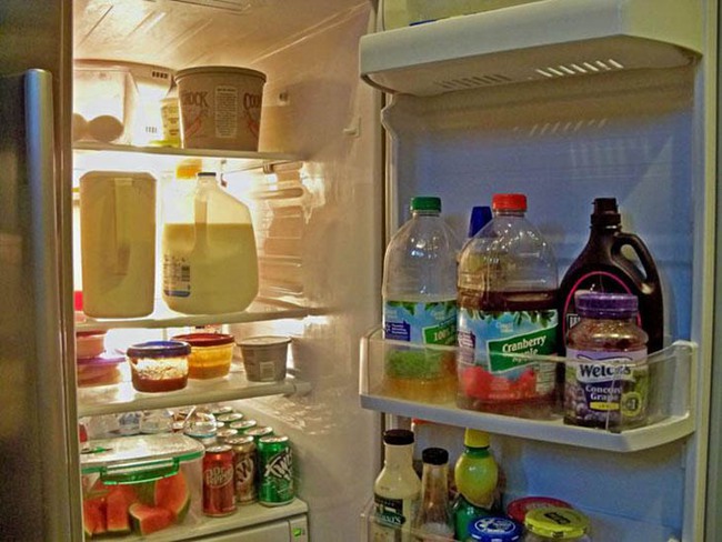 Using a refrigerator in the summer every home makes 6 mistakes that breed bacteria and carcinogens - Photo 3.