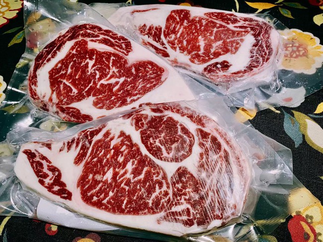 Review 4 loại thịt bò nhập khẩu được ưa chuộng nhất: Bò Wagyu &quot;sang-xịn-mịn&quot; nhưng vẫn không được yêu thích bằng loại bò đến từ xứ sở Kangaroo - Ảnh 1.