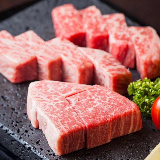 Review 4 loại thịt bò nhập khẩu được ưa chuộng nhất: Bò Wagyu &quot;sang-xịn-mịn&quot; nhưng vẫn không được yêu thích bằng loại bò đến từ xứ sở Kangaroo - Ảnh 3.