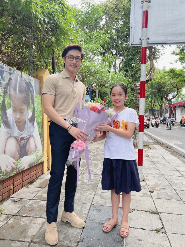 &quot;Thương ngày nắng về&quot; bước vào ngày quay cuối, dàn diễn viên xúc động trước giờ phút chia tay - Ảnh 5.