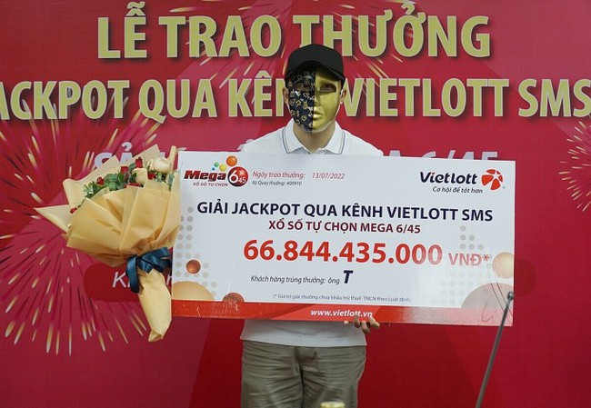 Nam nhân viên văn phòng ở Bình Định nhận độc đắc gần 67 tỷ đồng - Ảnh 1.