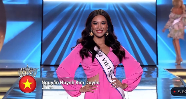 Chung kết Miss Supranational 2022: Kim Duyên nổi bật ở màn mở đầu trong đêm cuối quan trọng - Ảnh 1.