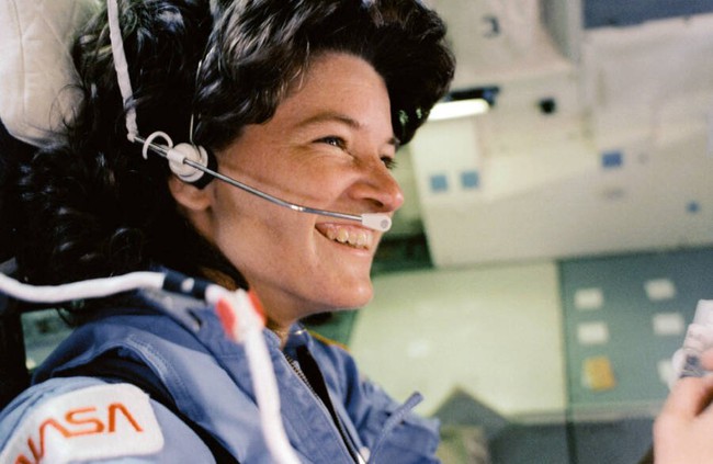 Nữ phi hành gia đầu tiên của Hoa Kỳ: Phá bỏ rào cản phân biệt giới tính, thách thức định kiến và cùng lúc thiết lập 3 mốc lịch sử - Ảnh 2.