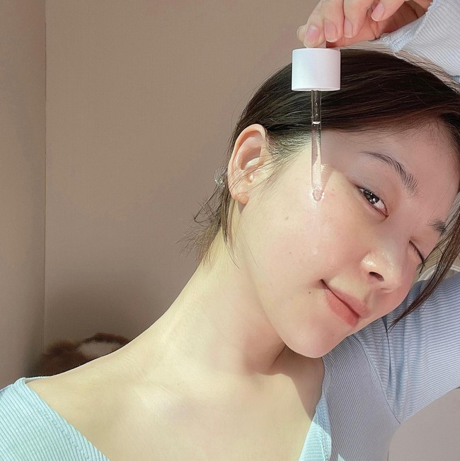 Chăm da sai c&aacute;ch th&igrave; c&ograve;n &ldquo;n&aacute;t&rdquo; hơn cả b&ocirc;i kem trộn, chuy&ecirc;n gia chỉ ra điều quan trọng nhất gi&uacute;p phục hồi da thương tổn - Ảnh 2.