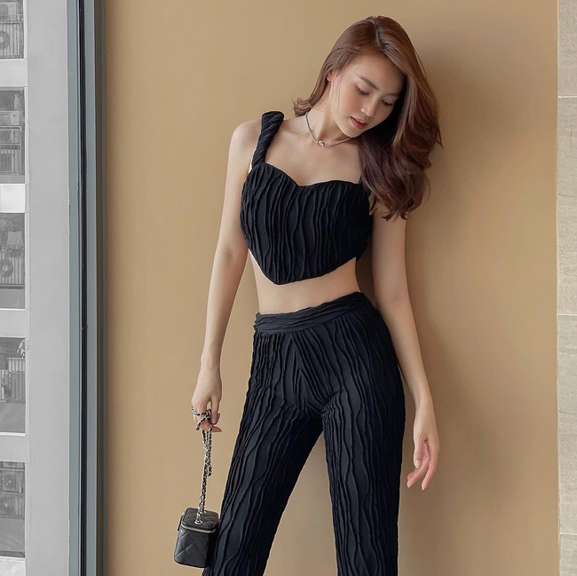 Mặc crop top đẹp như sao việt - Ảnh 4.