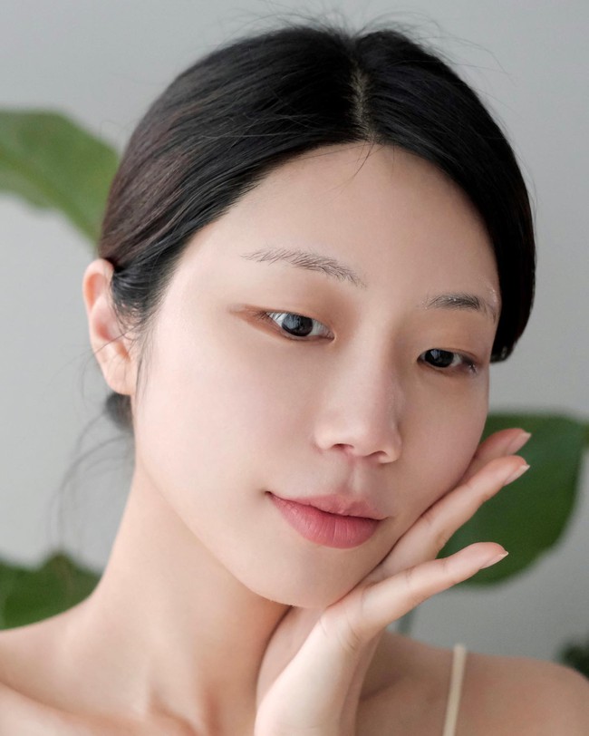 Tối giản quy trình skincare đến mấy, nàng 30 cũng không thể bỏ qua 5 bước chống lão hóa - Ảnh 3.