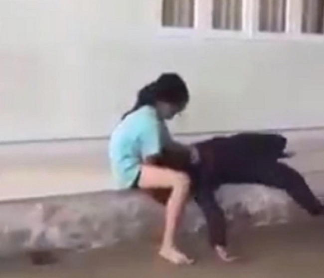 Xác minh nhóm người đánh nữ chủ nhà ở Đắk Lắk ngất xỉu - Ảnh 4. Xác minh nhóm người đánh nữ chủ nhà ở Đắk Lắk ngất xỉu - Ảnh 4.