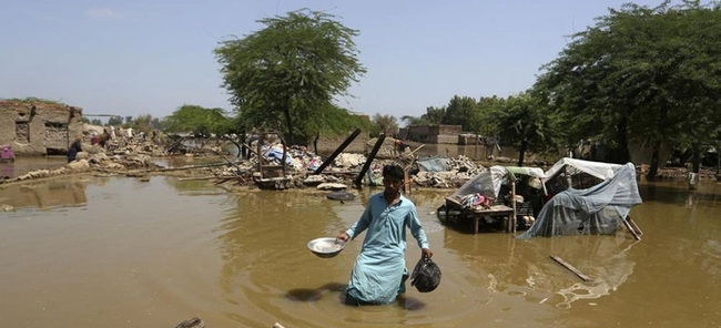 Mưa lũ nghiêm trọng ở Pakistan: Số người thiệt mạng vượt 1.200, dự báo mưa lớn tiếp diễn - Ảnh 1.