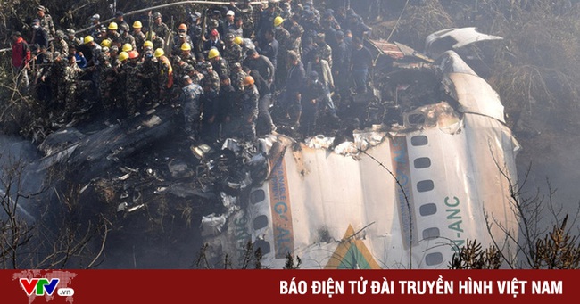 Vụ rơi máy bay ở Nepal: Hy vọng tìm được người còn sống bằng không - Ảnh 1.