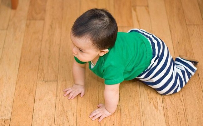Dấu hiệu nhận biết chậm phát triển thể chất ở trẻ từ 0-36 tháng tuổi - Ảnh 2.