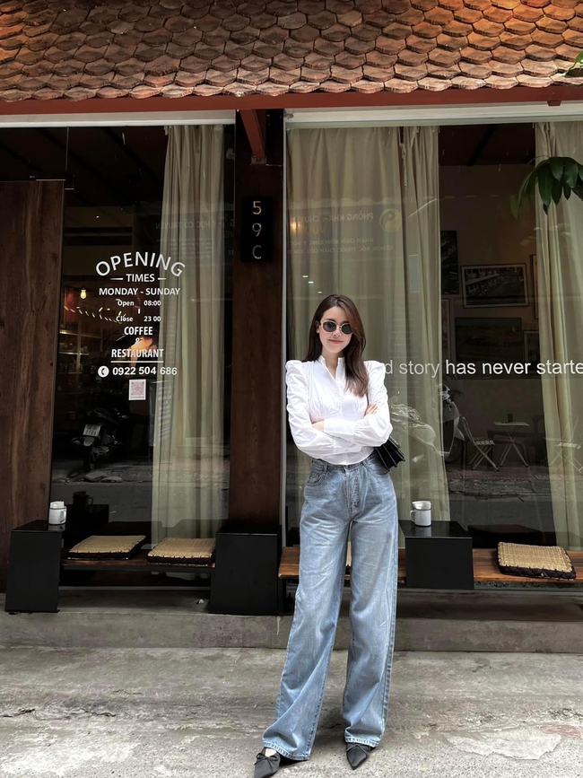 11 mẫu quần jeans cạp cao hack chân dài cho nàng công sở