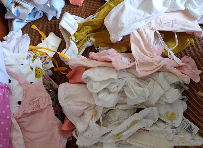 Bốn m&oacute;n đồ kh&ocirc;ng n&ecirc;n mang tặng người kh&aacute;c, đặc biệt m&oacute;n thứ 2, chẳng kh&aacute;c n&agrave;o "chặt đứt" tiền t&agrave;i của m&igrave;nh - Ảnh 3.