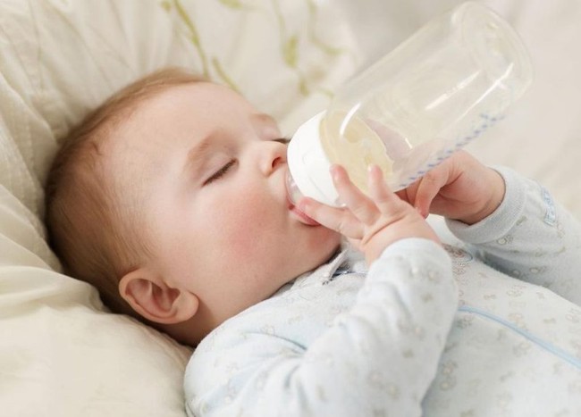Chuyên gia hướng dẫn cách đọc nhãn chọn sữa cho trẻ nhỏ, bệnh nhân tiểu đường, loãng xương... để đảm bảo an toàn, tăng lợi ích gấp bội - Ảnh 1.