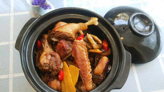 Phụ nữ n&ecirc;n thường xuy&ecirc;n l&agrave;m 3 m&oacute;n n&agrave;y ăn sẽ gi&uacute;p bổ sung kh&iacute; huyết, giữ ấm tay ch&acirc;n trong m&ugrave;a đ&ocirc;ng - Ảnh 5.