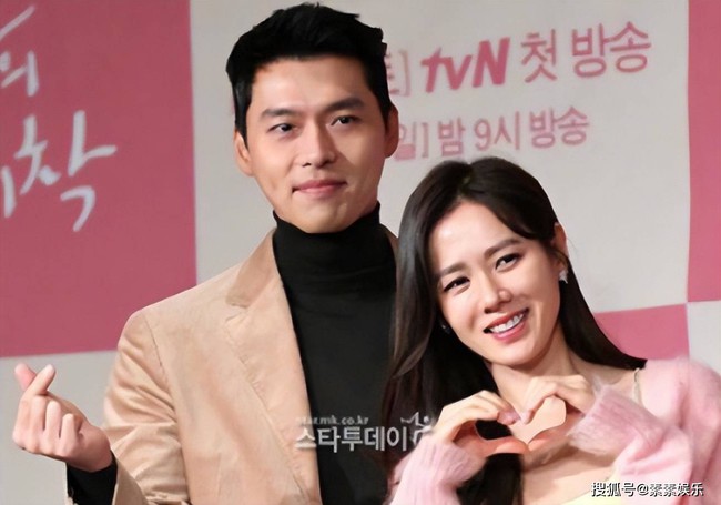 Lộ hình ảnh Hyun Bin thay bà xã cho con trai uống sữa? - Ảnh 3.