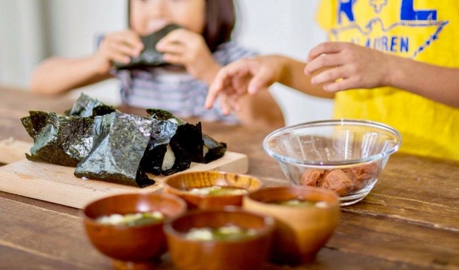 4 món giúp tăng cường trí thông minh luôn có trong thực đơn mẹ Nhật nấu cho con mỗi ngày - Ảnh 3.