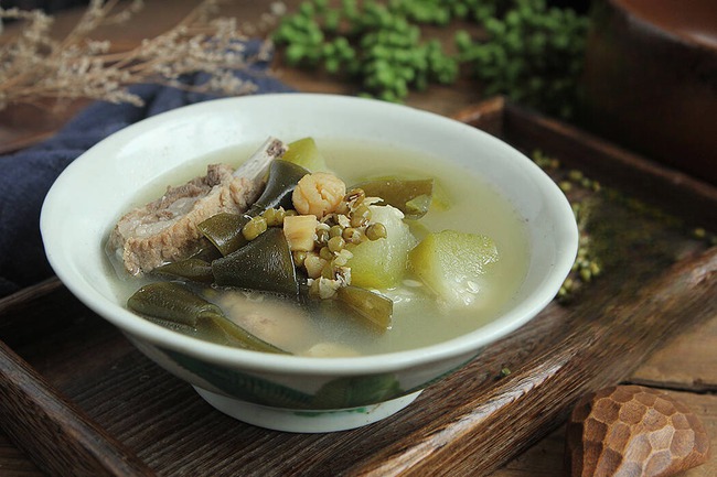 Canh giải nhiệt mùa hè: Gợi ý 5 công thức cực kỳ dễ nấu - Ảnh 1. Canh giải nhiệt mùa hè: Gợi ý 5 công thức cực kỳ dễ nấu - Ảnh 1.