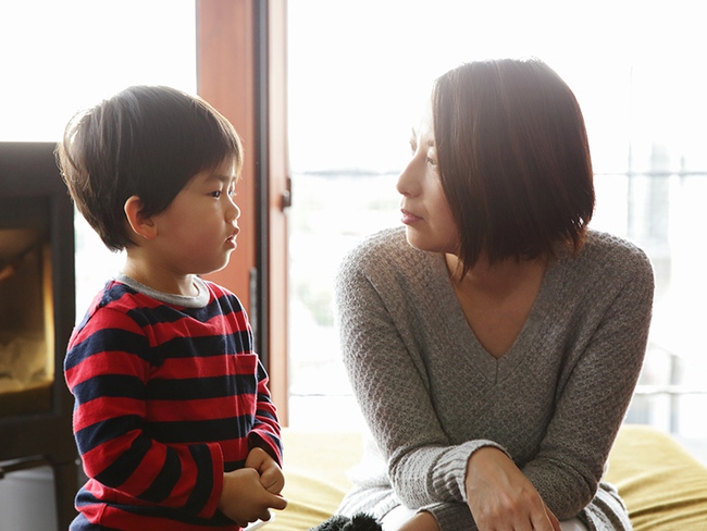 Nuôi dạy con trai người mẹ cần tránh thân thiết quá mức: Gợi ý 6 cách dạy con cực hay mẹ nào cũng nên biết - Ảnh 2.
