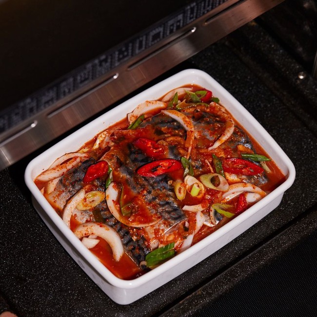 Bữa tối đơn giản mà đủ chất với món cá thu kho kim chi thơm ngon - Ảnh 5.