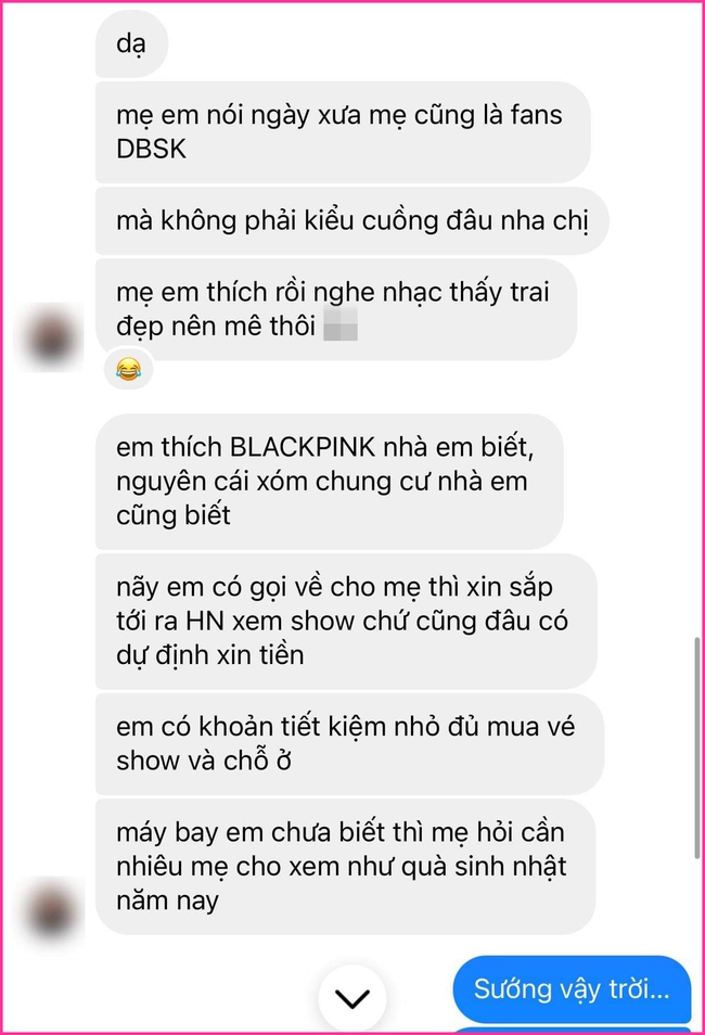 Người mẹ 8x chuyển thẳng 13 triệu để con được xem BLACKPINK tại Hà Nội và lời dặn dò đằng sau - Ảnh 3. Người mẹ 8x chuyển thẳng 13 triệu để con được xem BlackPink tại Hà Nội và lời dặn dò đằng sau - Ảnh 3.