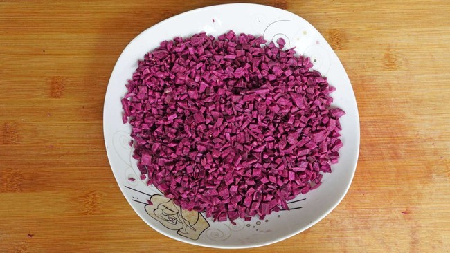 Món bánh ăn sáng từ loại củ giàu anthocyanin, vừa ngon lại giúp đẹp da mỗi ngày - Ảnh 3.