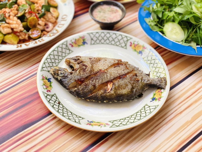 Gợi ý mâm cơm 5 món vừa đẹp mắt lại ngon cơm dành cho những người thích ăn hải sản - Ảnh 3.