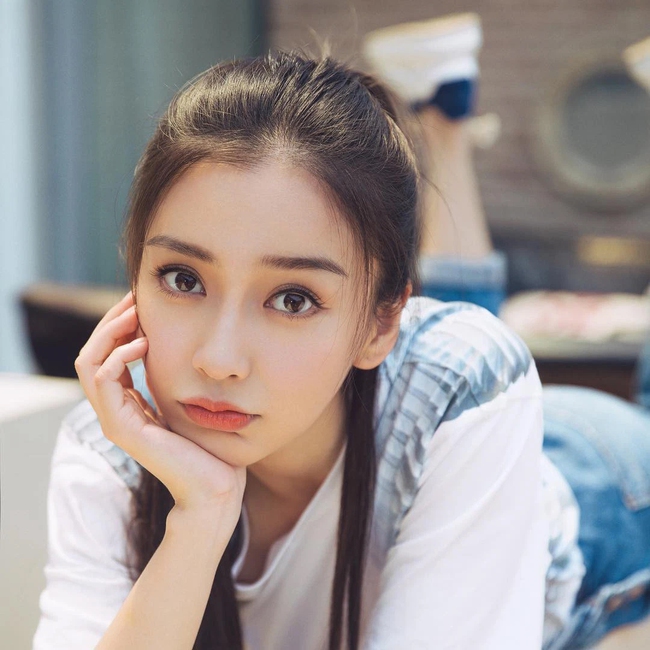 Angelababy giữ da sáng, dáng thon nhờ làm 2 việc đều như vắt tranh mỗi sáng - Ảnh 3.