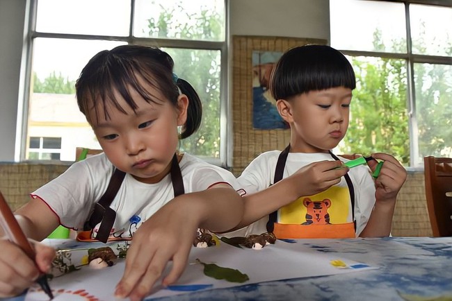Lý do khiến trẻ trở nên cá biệt - Ảnh 1. Lý do khiến trẻ trở nên cá biệt - Ảnh 1.