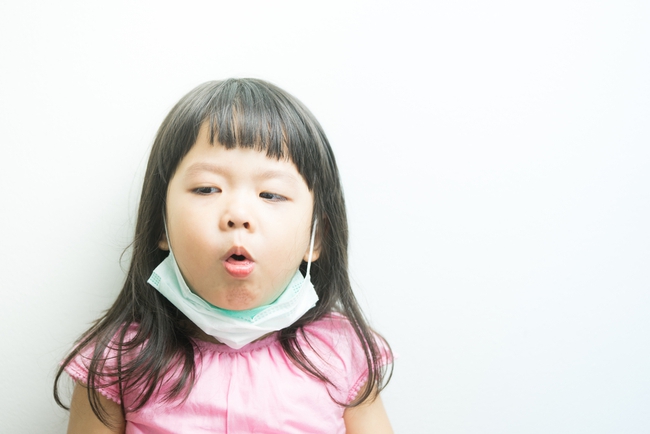Trẻ thường xuyên hắng giọng có thể mắc 2 căn bệnh này, nhiều cha mẹ không biết - Ảnh 2.