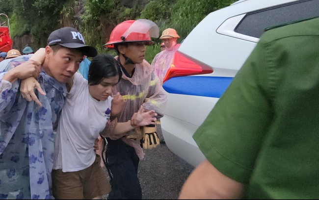 Thủ đoạn tàn độc của nữ nghi phạm đầu độc người tình rồi lao ô tô xuống đèo Bảo Lộc phi tang: Thử trước xyanua trên mèo - Ảnh 3.