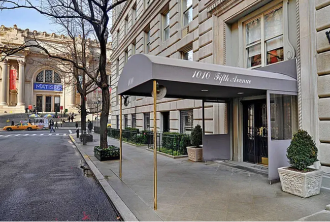 Hình ảnh bất ngờ bên trong căn hộ xa hoa có tận 16 phòng của cặp đôi gây tranh cãi nhất phim "Sex and the City" - Ảnh 2. Hình ảnh bất ngờ bên trong căn hộ xa hoa có tận 16 phòng của cặp đôi gây tranh cãi nhất phim "Sex and the City" - Ảnh 2.