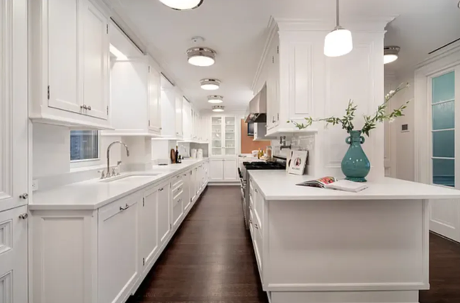 Hình ảnh bất ngờ bên trong căn hộ xa hoa có tận 16 phòng của cặp đôi gây tranh cãi nhất phim "Sex and the City" - Ảnh 6. Hình ảnh bất ngờ bên trong căn hộ xa hoa có tận 16 phòng của cặp đôi gây tranh cãi nhất phim "Sex and the City" - Ảnh 6.