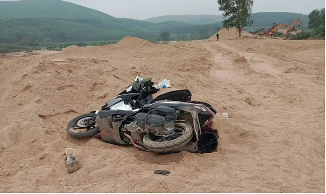 Tìm thấy thi thể nam thanh niên mất tích khi đi xe máy từ Hà Nội vào Thanh Hoá thăm bạn gái - Ảnh 1.