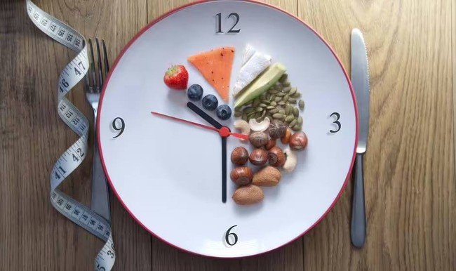 Chế độ ăn kiêng 5 ngày có thể đảo ngược quá trình lão hóa và giảm nguy cơ mắc bệnh tiểu đường - Ảnh 3.