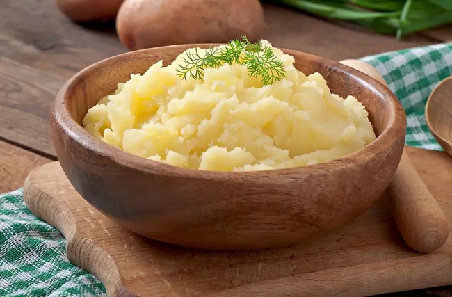 4 món ăn nấu quá chín sẽ khiến dưỡng chất “tan thành mây khói”, ăn nhiều mấy cũng chẳng bổ ích gì - Ảnh 5. 4 món ăn nấu quá chín sẽ khiến dưỡng chất “tan thành mây khói”, ăn nhiều mấy cũng chẳng bổ ích gì - Ảnh 5.