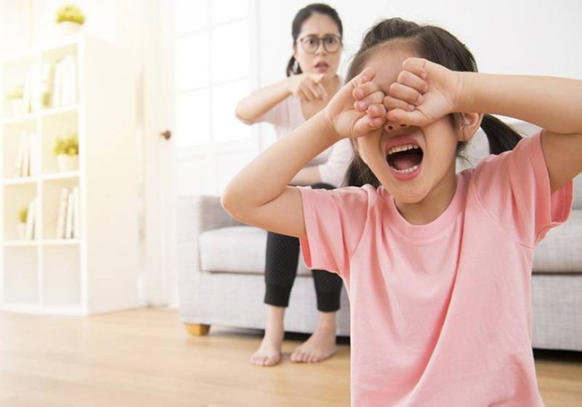 C&aacute;ch kỷ luật con bằng t&igrave;nh y&ecirc;u thương - Ảnh 1.
