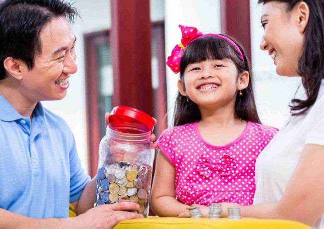 8 mẹo hữu ích dạy trẻ về tiền - Ảnh 1. 8 mẹo hữu ích dạy trẻ về tiền - Ảnh 1.