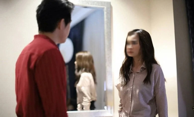 Ngày cưới, người yêu cũ của chồng gửi tặng món quà "độc nhất vô nhị" khiến tôi sống trong ám ảnh, lo sợ suốt 2 năm nay - Ảnh 1. Ngày cưới, người yêu cũ của chồng gửi tặng món quà "độc nhất vô nhị" khiến tôi sống trong ám ảnh, lo sợ suốt 2 năm nay - Ảnh 1.