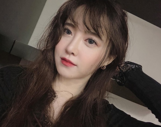 Sốc với tình trạng của &quot;nàng Cỏ&quot; Goo Hye Sun sau 7 năm không đóng phim, nghèo tới độ phải ăn ngủ trên xe hơi? - Ảnh 6.