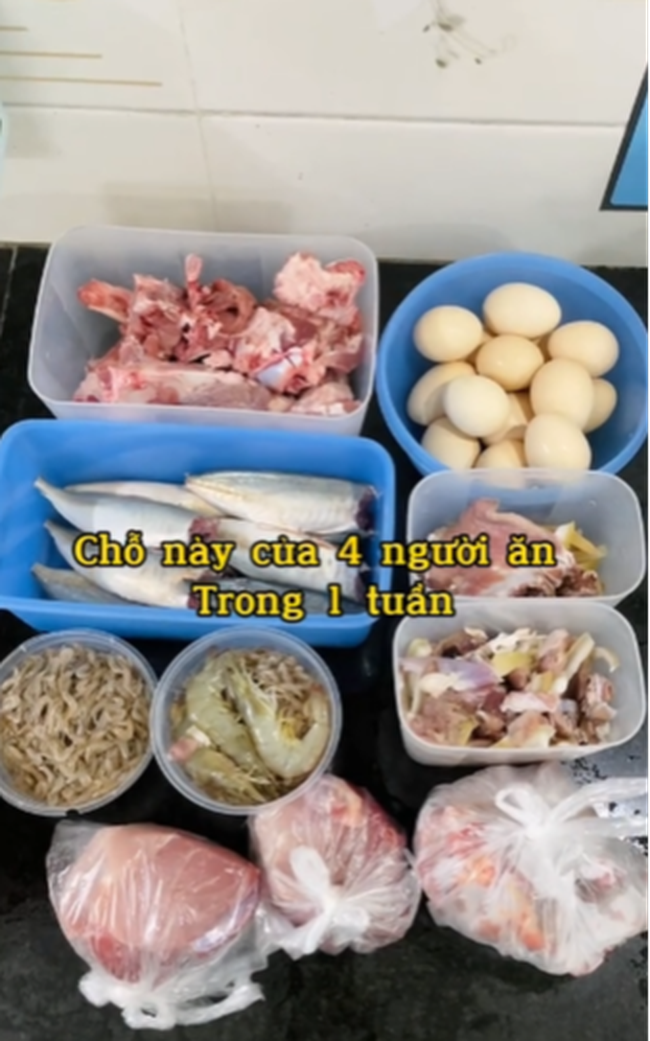 Quy tắc chi tiêu &quot;siêu nhân&quot; của cô vợ Thái Bình: Dùng 473k để mua thức ăn cả tuần cho 4 người - Ảnh 1.