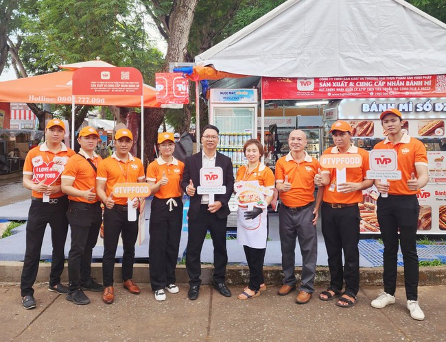 TVP Food - Đặt trọn cái tâm trong từng ổ bánh mì - Ảnh 1. TVP Food - Đặt trọn cái tâm trong từng ổ bánh mì - Ảnh 1.