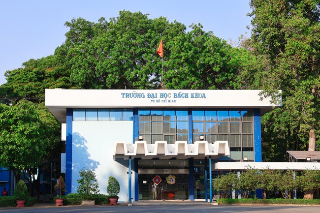 1 trường đại học là “lò” đào tạo tỷ phú nhưng sinh viên chỉ mơ ra được trường, mỗi năm có vài trăm người bị cho thôi học - Ảnh 1.