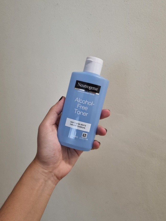 5 lọ toner b&igrave;nh d&acirc;n gi&uacute;p kiềm dầu, se nhỏ lỗ ch&acirc;n l&ocirc;ng - Ảnh 2.