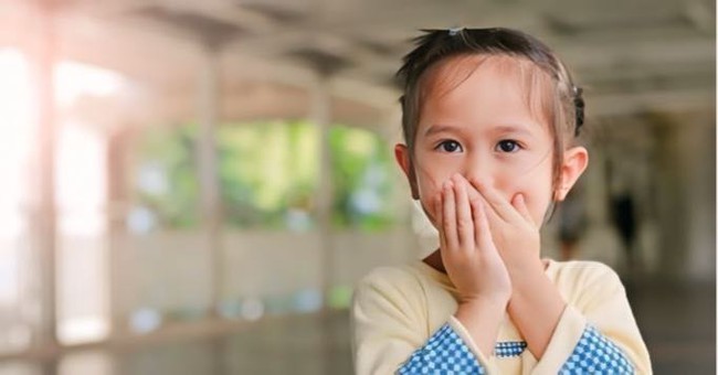 Phát hiện con gái lớp 4 có hành động "lạ" trong phòng tắm, bà mẹ Hà Nội hốt hoảng nhờ tư vấn liền nhận được phản ứng bất ngờ - Ảnh 1. Phát hiện con gái lớp 4 có hành động "lạ" trong phòng tắm, bà mẹ Hà Nội hốt hoảng nhờ tư vấn liền nhận được phản ứng bất ngờ - Ảnh 1.