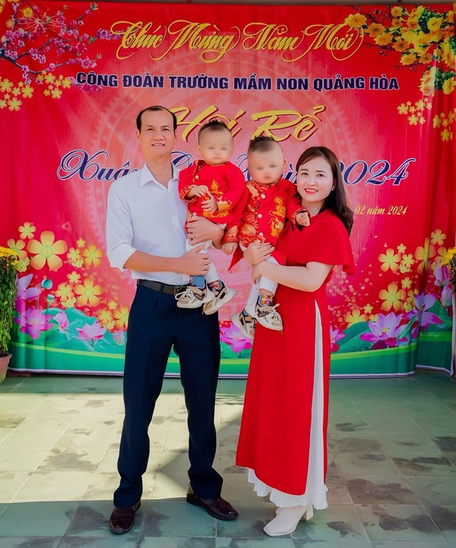 Hạnh phúc vẹn tròn bên các con yêu.jpg