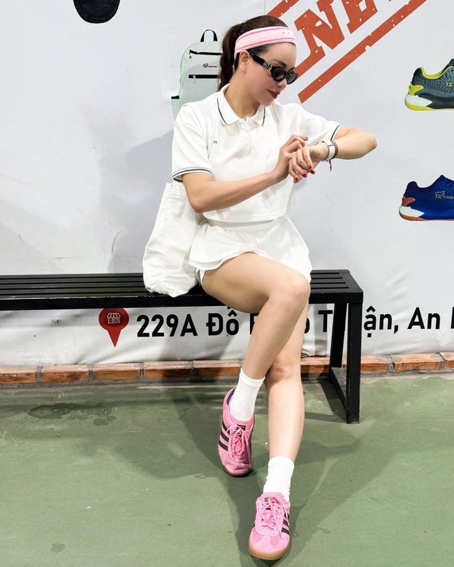 Sao Việt mặc kín hơn khi chơi Pickleball - Ảnh 8.