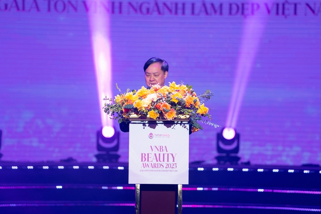 VNBA Beauty Awards 2025 - Đêm Gala tôn vinh vẻ đẹp Việt - Ảnh 1.